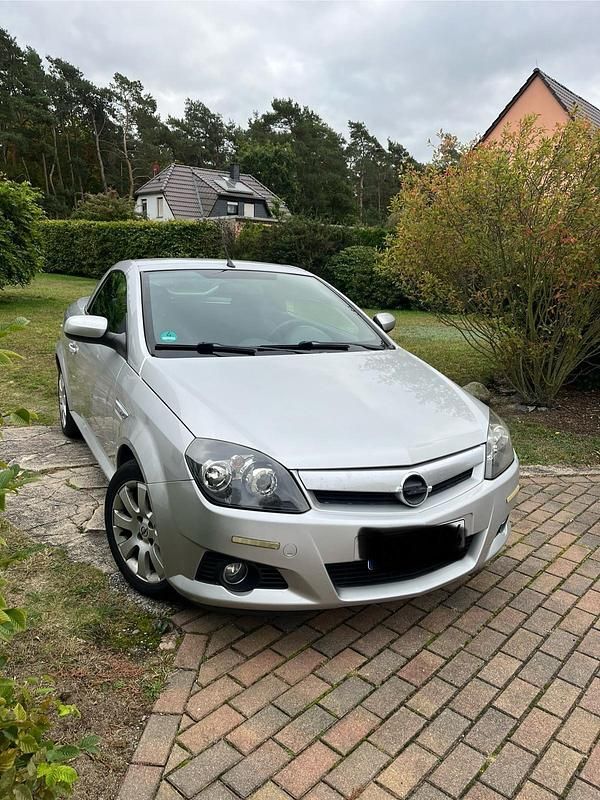 Silber Gebraucht 2007 Opel Tigra Cabrio | 1.599 € (Superpreis) - Bild 1/4