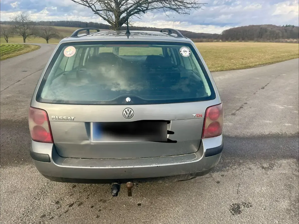 Gebraucht VW Passat Comfortline 131 PS (96 kW) 2002 Grau Kombi