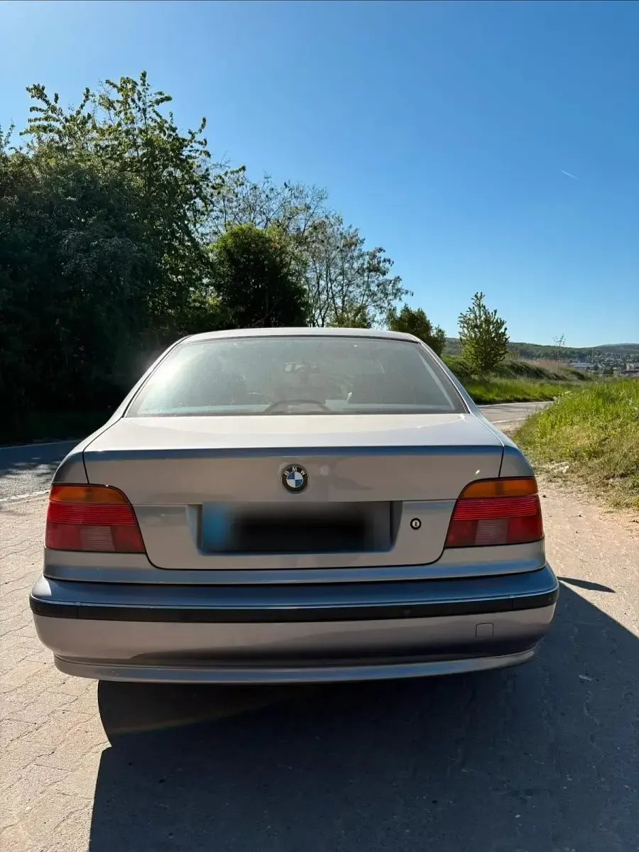 Używany BMW 520 150 KM (110 kW) 1997 Srebrny Sedan/Limuzyna