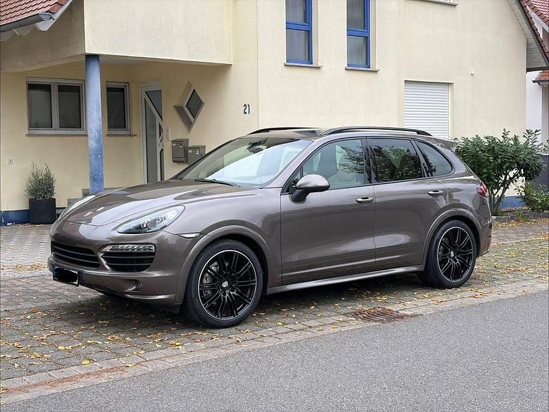 Braun Gebraucht 2014 Porsche Cayenne S SUV | 28.400 € (Fairer Preis) - Bild 1/4