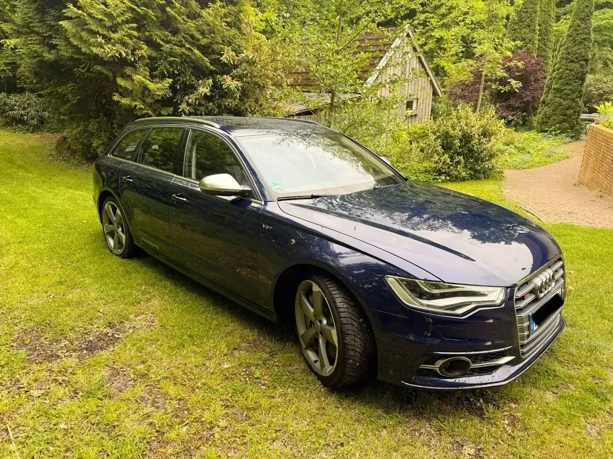 Gebraucht Audi A6 Sport 420 PS (308 kW) 2012 Blau Kombi