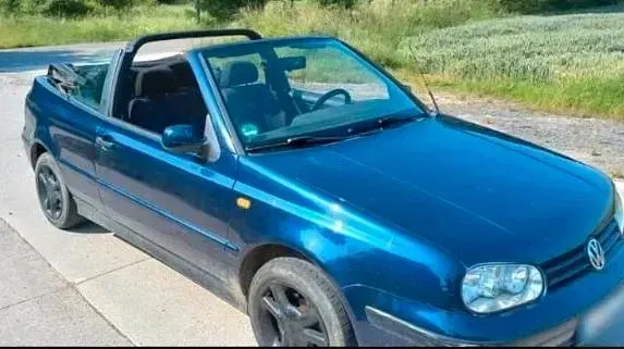 Gebraucht VW Golf Cabriolet 75 PS (55 kW) 1999 Blau Cabrio