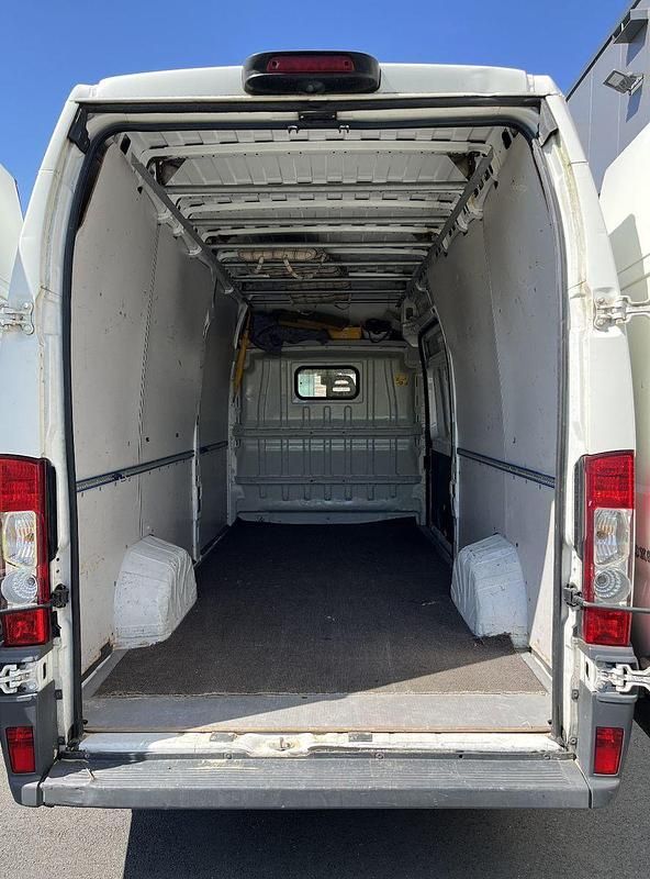 Gebraucht Peugeot Boxer 145 PS (106 kW) 2011 Weiß Van
