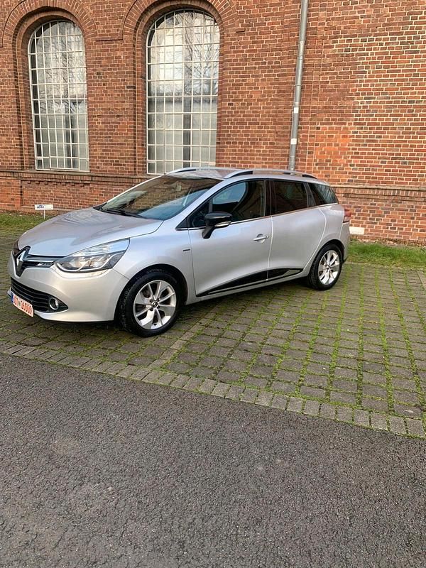 Gebraucht Renault Clio GrandTour LIMITED 75 PS (55 kW) 2016 Silber Kombi