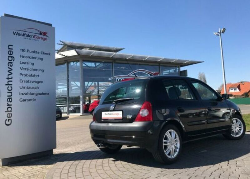 Gebraucht Renault Clio II Initiale 107 PS (78 kW) 2003 Schwarz Kleinwagen