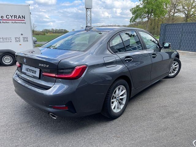 Gebraucht BMW 320 Advantage 190 PS (139 kW) 2019 Grau Limousine