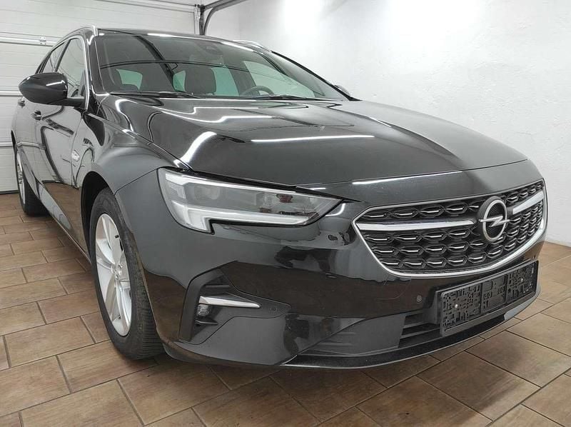 Gebraucht Opel Insignia Elegance 122 PS (89 kW) 2020 Schwarz Kombi