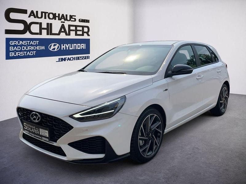 Atlas white / sol Neu 2024 Hyundai i30 N Line Limousine | 24.990 € (Guter Preis) - Bild 1/4