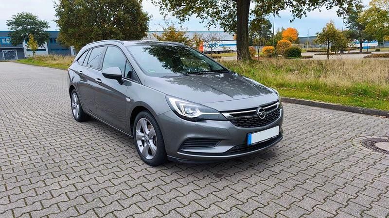 Grau Gebraucht 2018 Opel Astra Business Kombi | 10.900 € (Etwas zu teuer) - Bild 1/4
