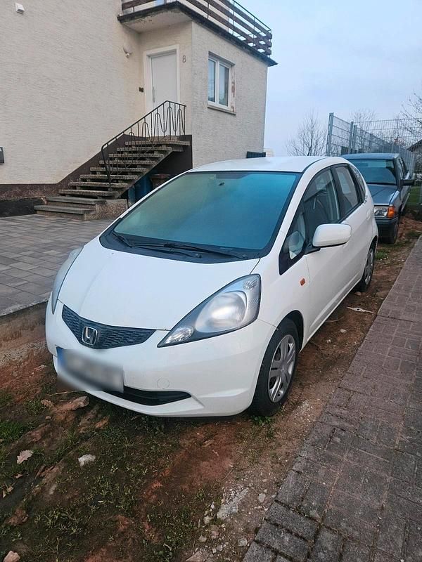 Gebraucht Honda Jazz 95 PS (69 kW) 2010 Weiß Kleinwagen