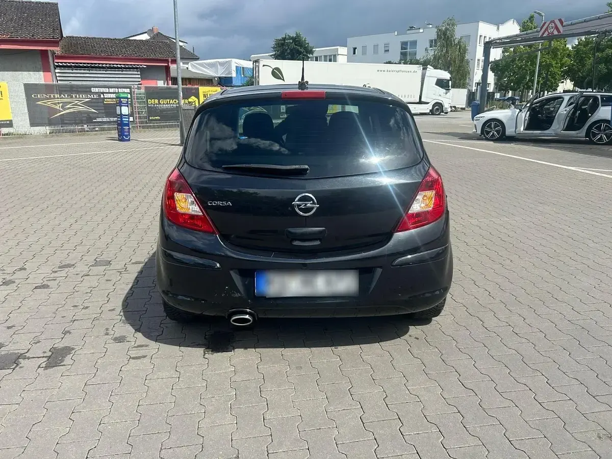 Gebraucht Opel Corsa 87 PS (63 kW) 2012 Kleinwagen