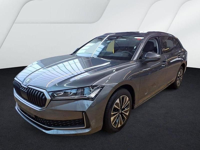 Gebraucht Skoda Superb Selection 150 PS (110 kW) 2025 Grau Kombi
