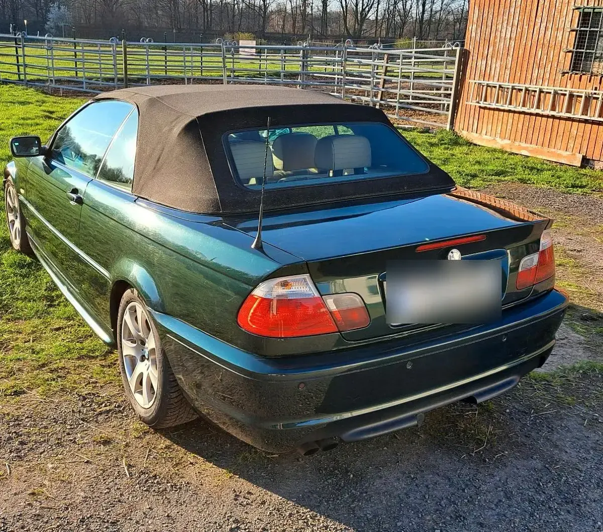 Gebraucht BMW 325 M Sport 224 PS (164 kW) 2001 Grün Cabrio