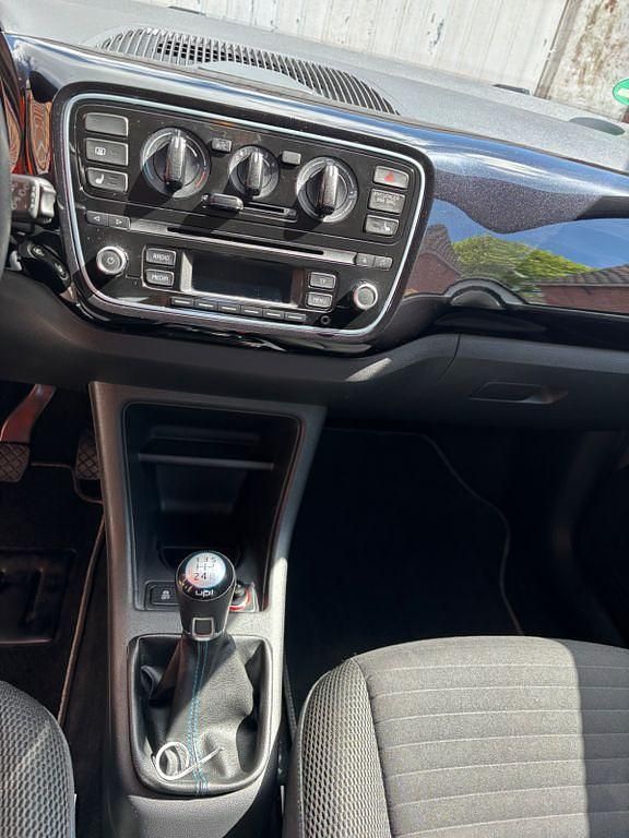 Gebraucht VW up! CLUB 60 PS (44 kW) 2014 Silber Kleinwagen