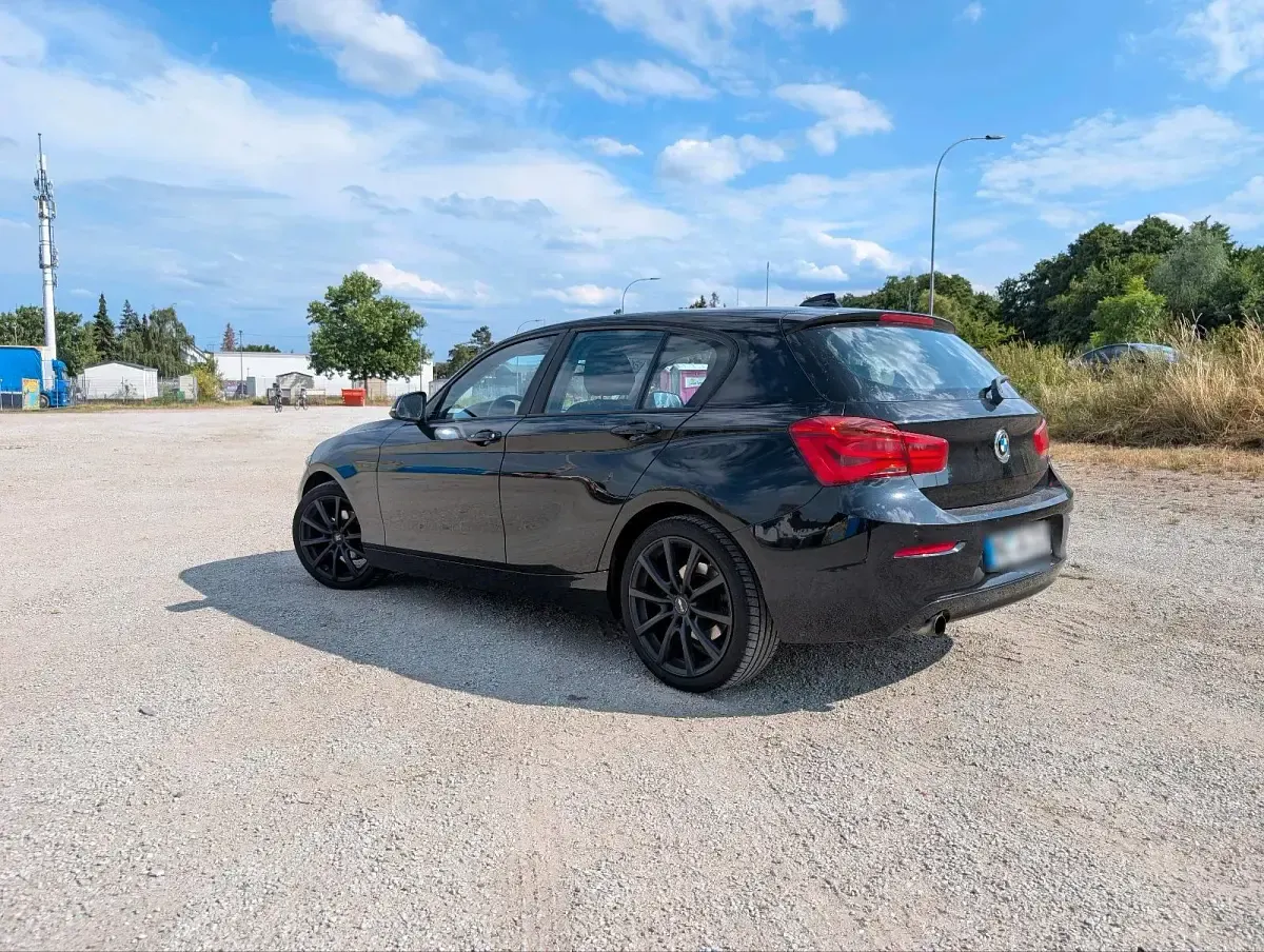 Gebraucht BMW 118 136 PS (100 kW) 2016 Schwarz Kleinwagen