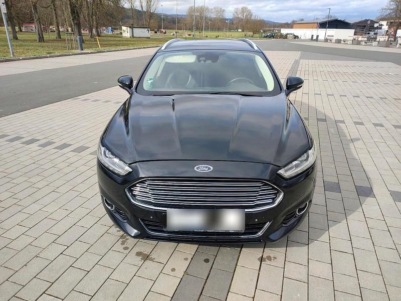Gebraucht Ford Mondeo 177 PS (130 kW) 2016 Schwarz Kombi
