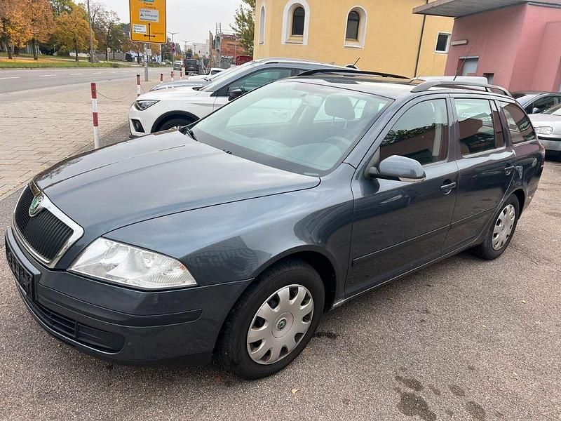 Grau Gebraucht 2008 Skoda Octavia Ambiente Kombi | 1.650 € (Guter Preis) - Bild 1/4