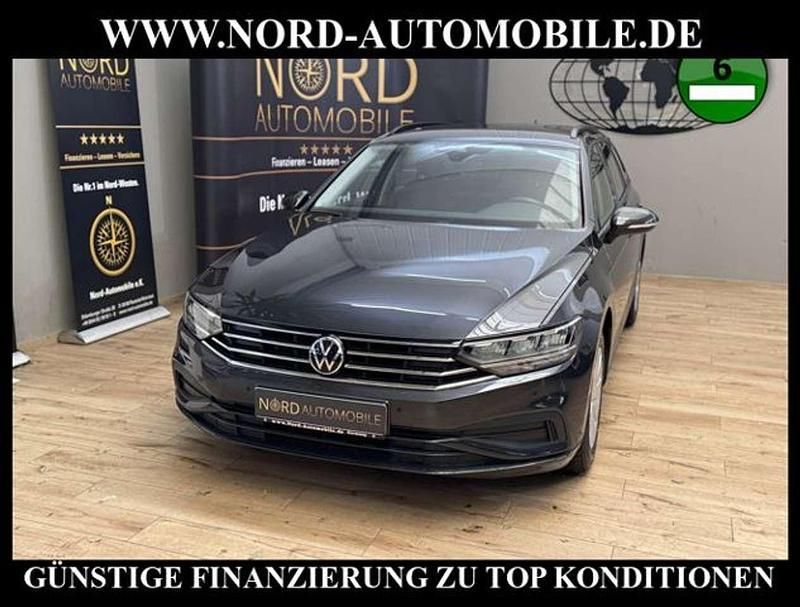 Grau Gebraucht 2023 VW Passat Kombi | 21.990 € (Superpreis) - Bild 1/3