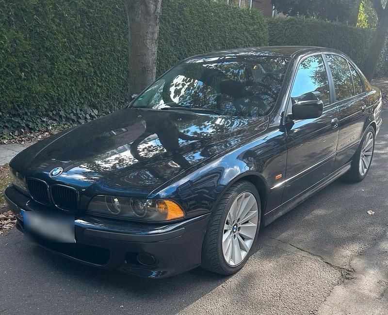 Schwarz Gebraucht 2001 BMW 530 M Sport Limousine | 2.200 € (Superpreis) - Bild 1/4