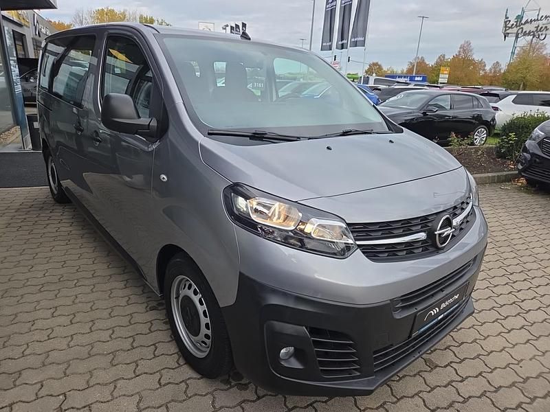 Gebraucht Opel Vivaro 120 PS (88 kW) 2021 Kontrast grau/quarz silber Van / Kleinbus