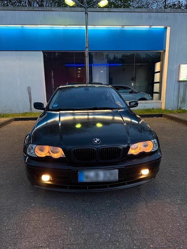 Gebraucht BMW 320 150 PS (110 kW) 2000 Schwarz Coupé