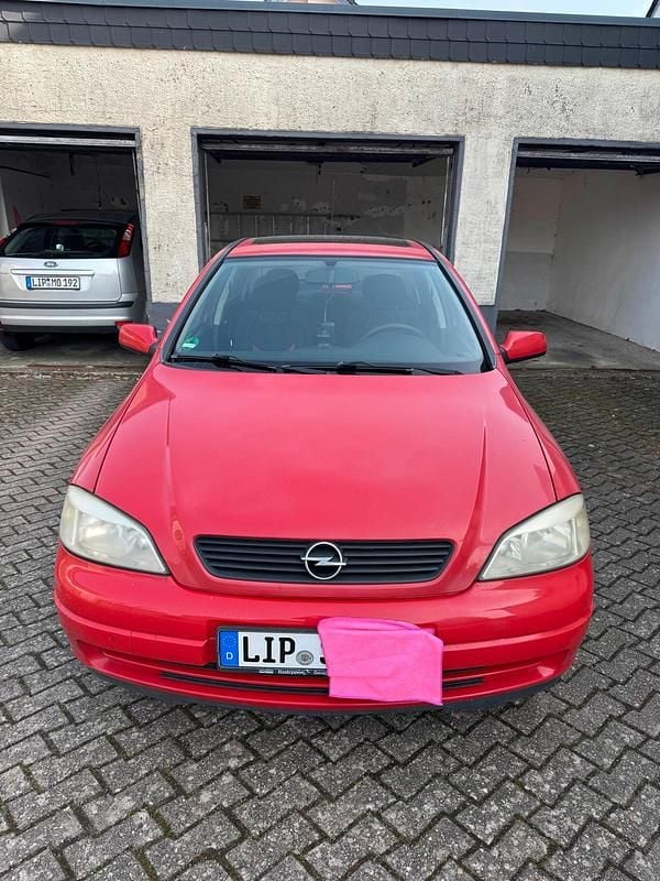 Gebraucht Opel Astra 125 PS (91 kW) 2000 Rot Limousine