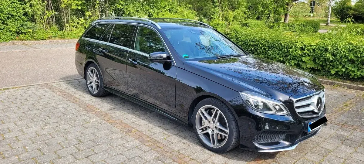 Gebraucht Mercedes E500 Avantgarde 408 PS (300 kW) 2015 Schwarz Kombi