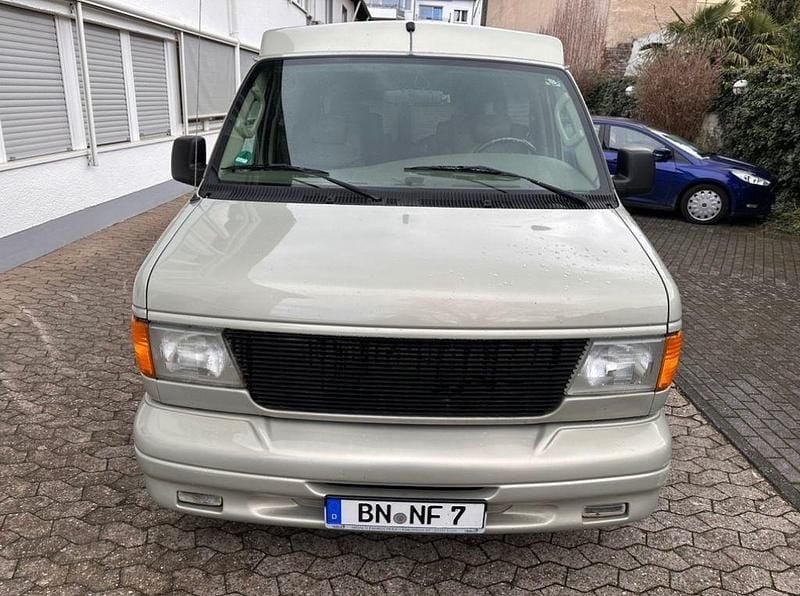 Gebraucht Ford Econoline 237 PS (174 kW) 2005 Beige Van / Kleinbus