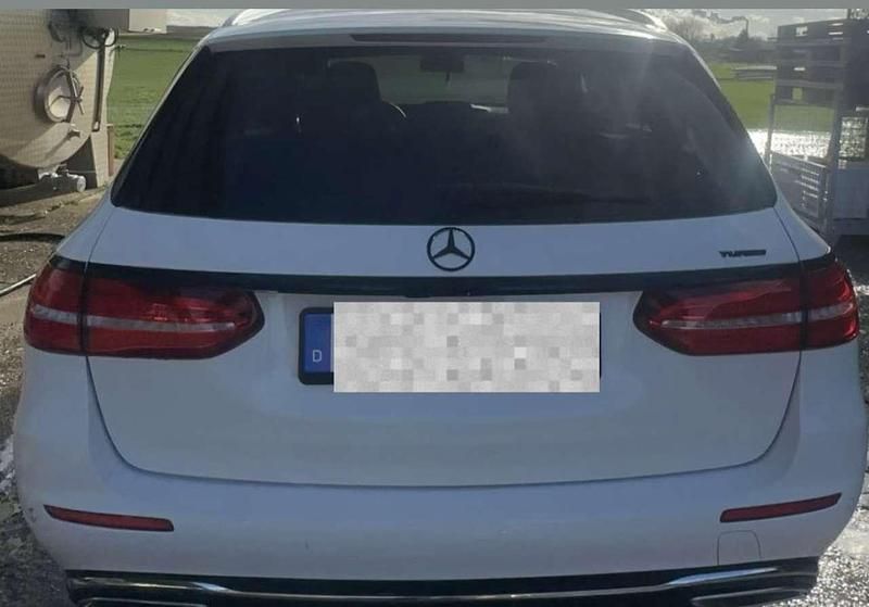 Gebraucht Mercedes E200 150 PS (110 kW) 2017 Weiß Kombi
