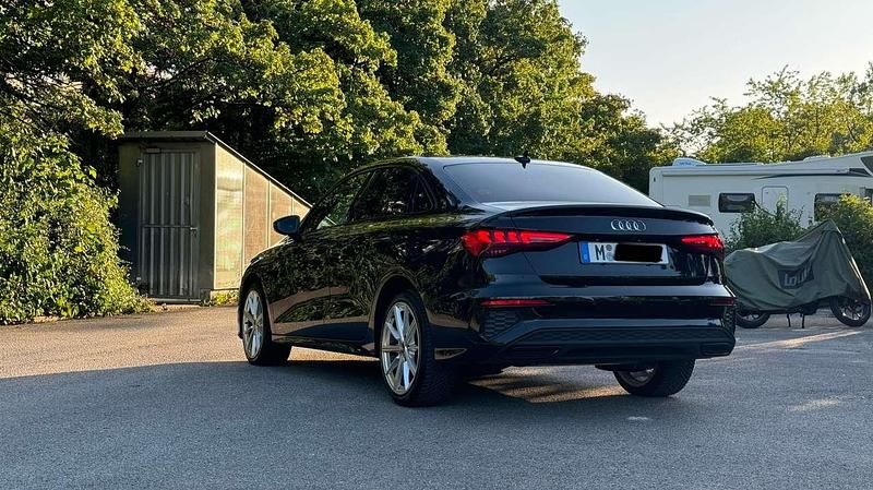 Gebraucht Audi A3 Ambiente 150 PS (110 kW) 2022 Limousine