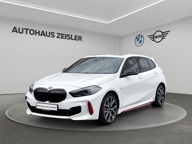 Alpinweiß uni Gebraucht 2024 BMW 128 M Sport Limousine | 34.880 € (Fairer Preis) - Bild 1/4