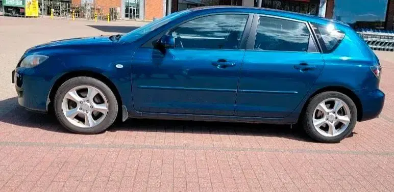 Second-hand Mazda 3 150 CP (110 kW) 2007 Albastru Hatchback