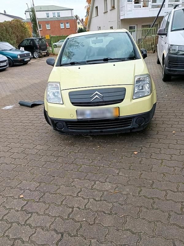 Gelb Gebraucht 2005 Citroën C2 Kleinwagen | 444 € (Guter Preis) - Bild 1/4