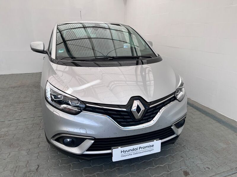 Grau Gebraucht 2018 Renault Scénic IV Bose Edition Van / Kleinbus | 16.490 € (Fairer Preis) - Bild 1/4