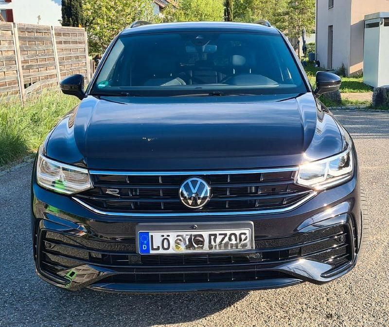 Gebraucht VW Tiguan R-line 245 PS (180 kW) 2023 Schwarz SUV