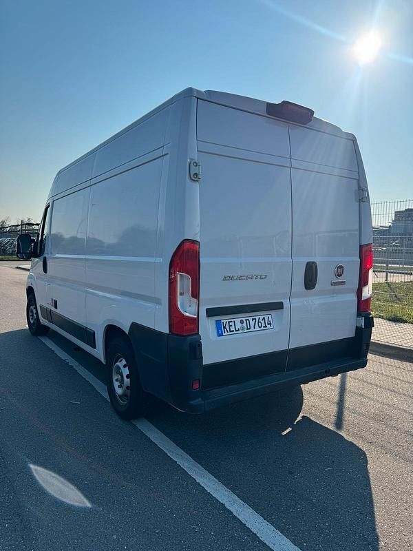 Gebraucht Fiat Ducato 140 PS (102 kW) 2021 Weiß Van