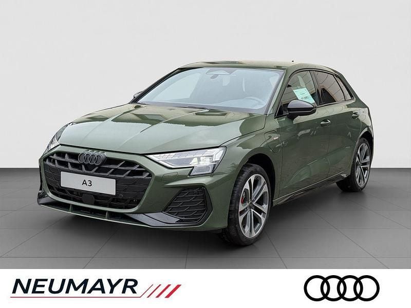 Grün Neu 2025 Audi A3 Sportback e-tron S-Line Kleinwagen | 47.990 € (Superpreis) - Bild 1/4
