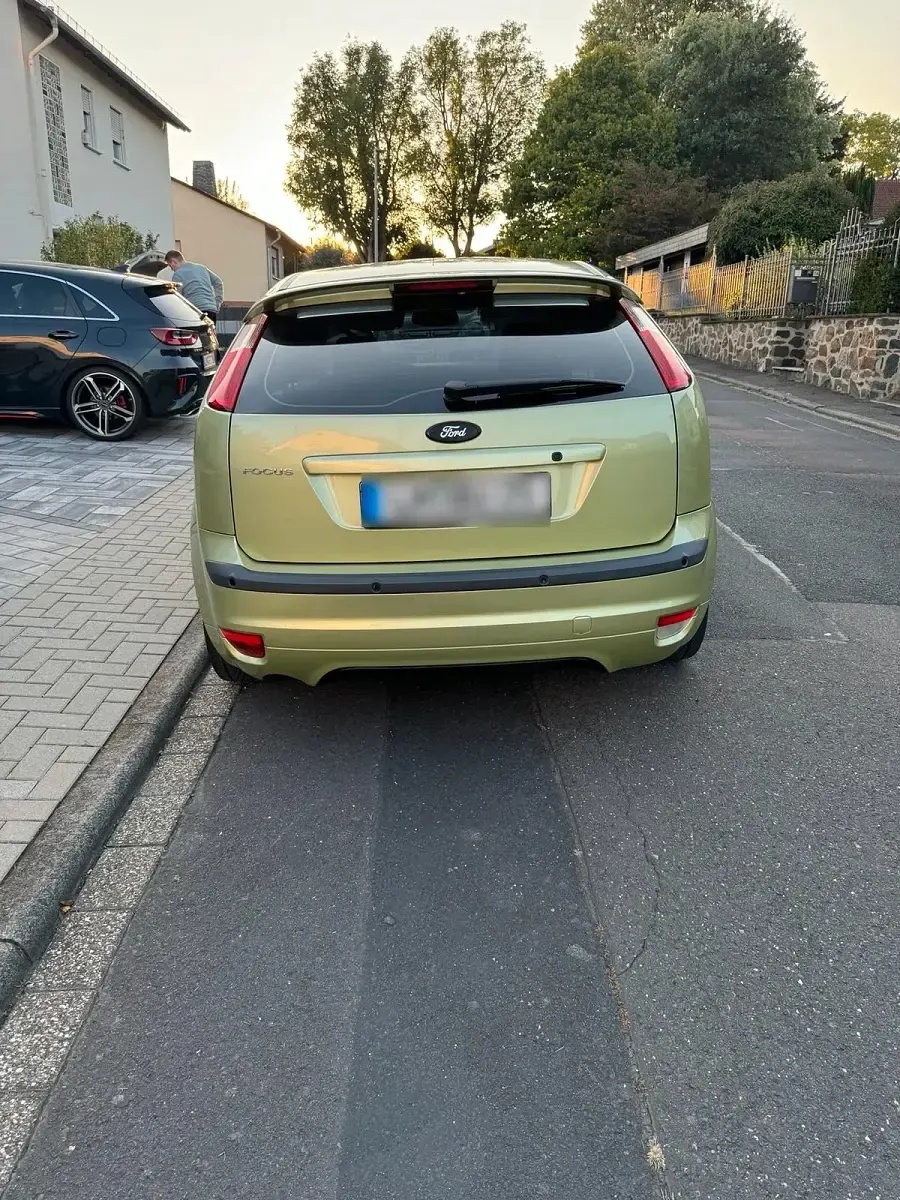 Gebraucht Ford Focus Titanium 125 PS (91 kW) 2008 Grün Coupé