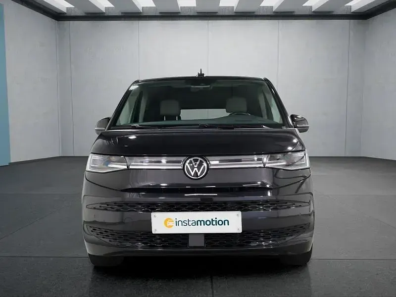 Gebraucht VW Multivan 218 PS (160 kW) 2023 Schwarz Van / Kleinbus