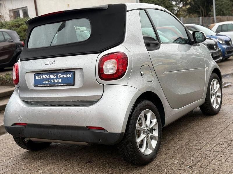 Gebraucht Smart ForTwo Cabrio Passion 71 PS (52 kW) 2017 Schwarz Cabrio