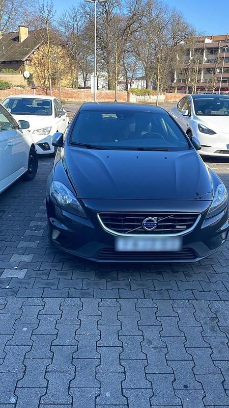 Gebraucht Volvo V40 R-Design 180 PS (132 kW) 2013 Limousine
