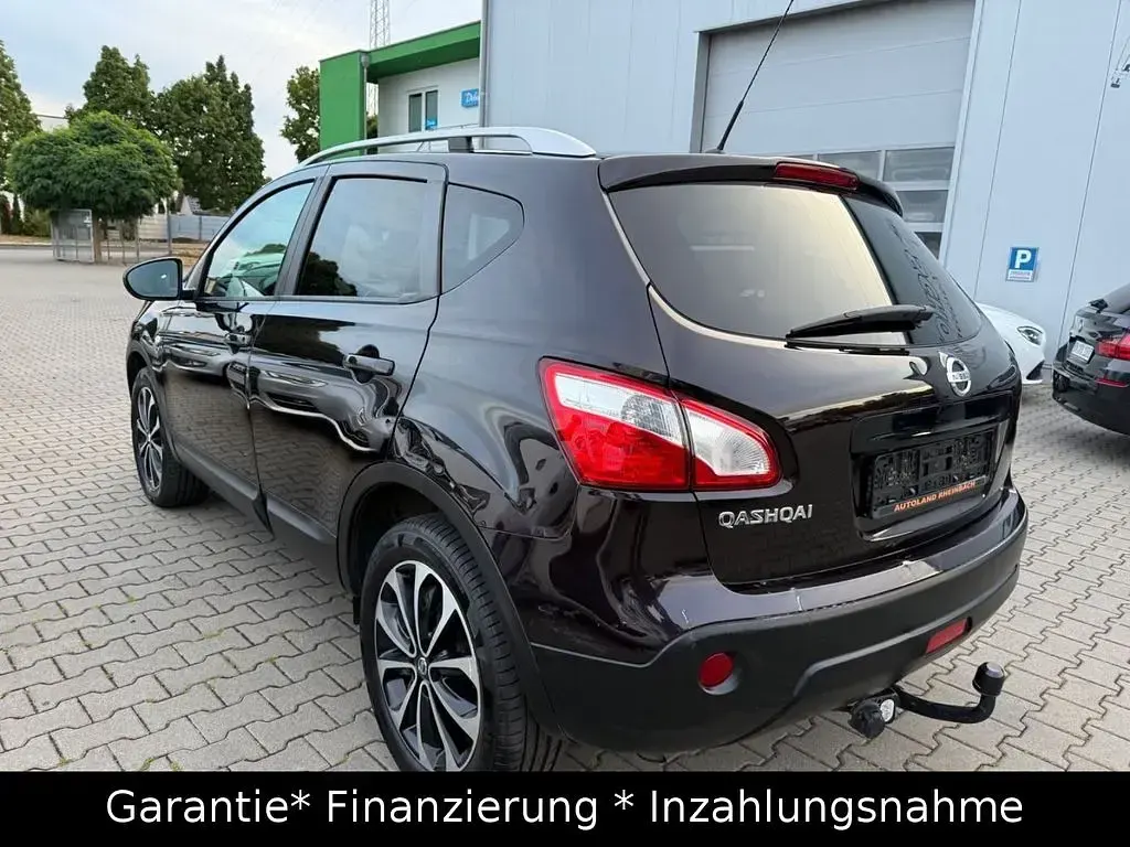 Gebraucht Nissan Qashqai I-Way 141 PS (103 kW) 2012 Violet SUV