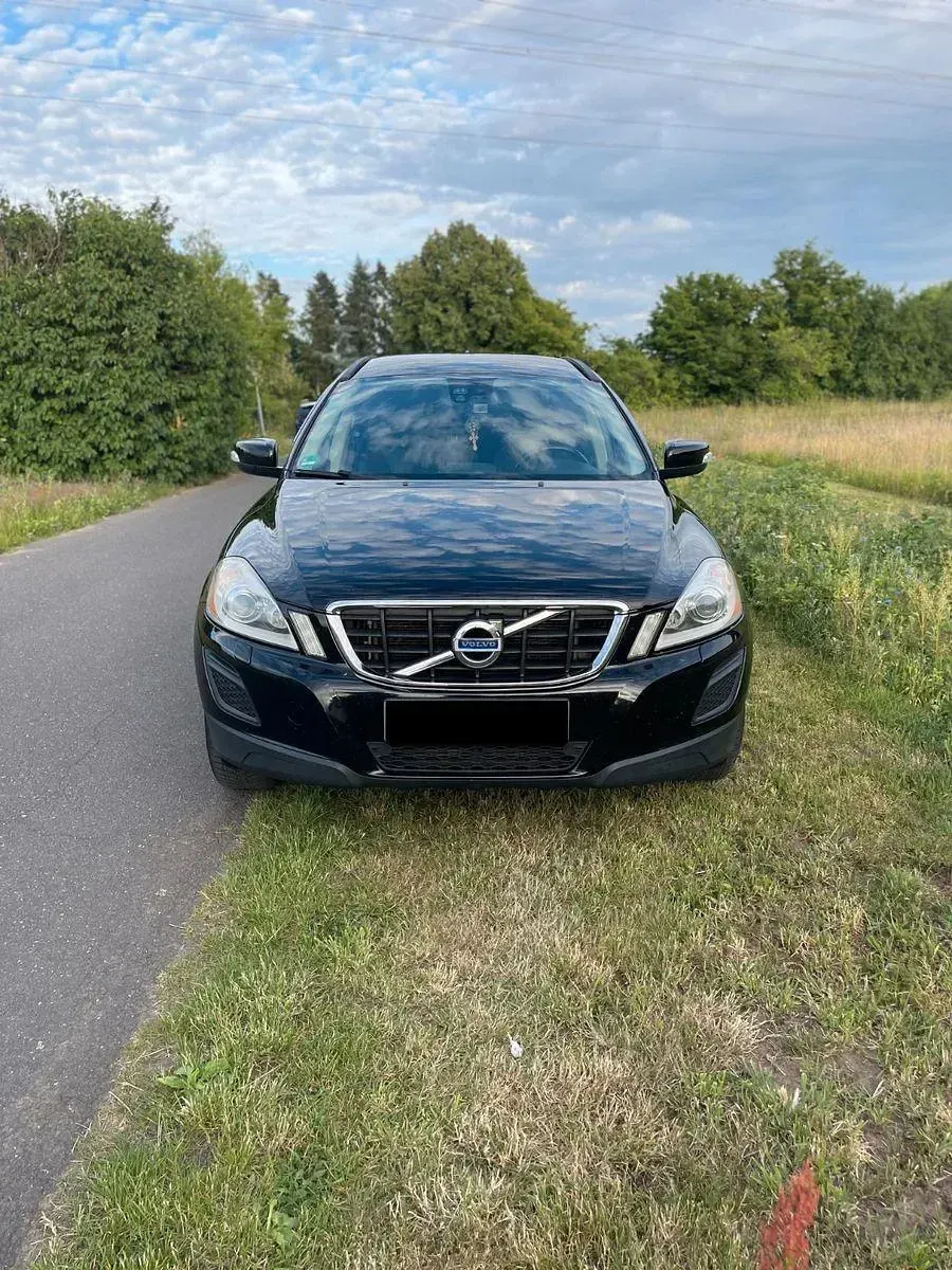 Gebraucht Volvo XC60 163 PS (119 kW) 2010 Schwarz SUV
