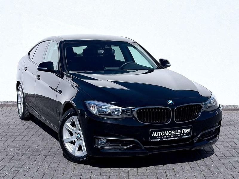 Gebraucht BMW 318 150 PS (110 kW) 2016 Schwarz Limousine
