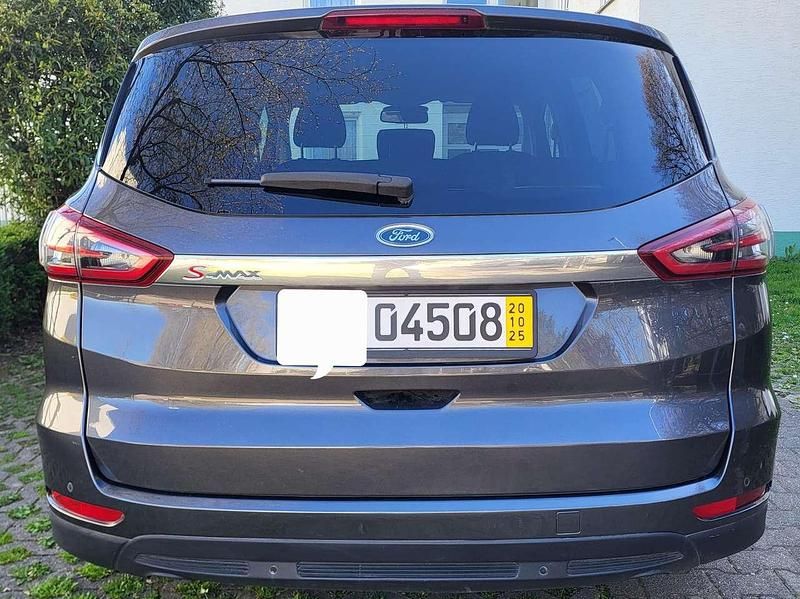 Occasion Ford S-MAX S 150 ch (110 kW) 2016 Gris Monospace