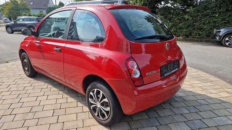 Gebraucht Nissan Micra Visia 65 PS (47 kW) 2009 Rot Kleinwagen