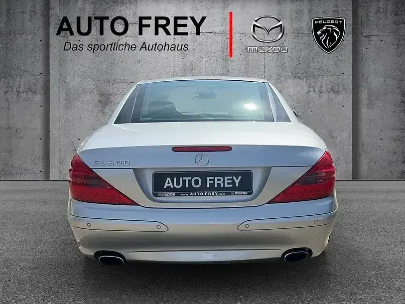 Używany Mercedes SL500 306 KM (225 kW) 2002 Srebrny Kabriolet