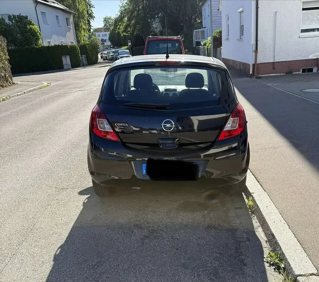 Gebraucht Opel Corsa 101 PS (74 kW) 2011 Kleinwagen