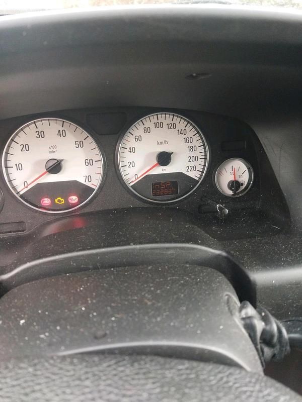 Gebraucht Opel Zafira 125 PS (91 kW) 2004 Blau Van / Kleinbus