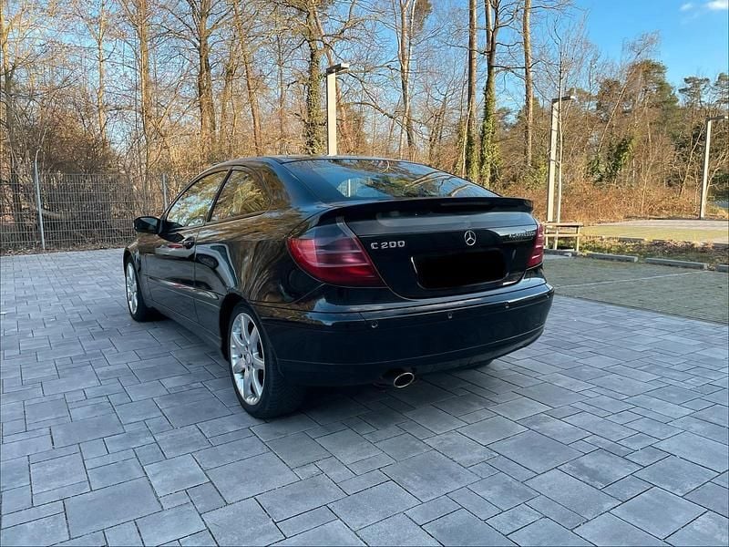 Gebraucht Mercedes CLC200 160 PS (117 kW) 2002 Schwarz Kleinwagen